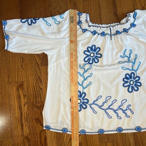 Avenue Embroidered Tunic, Floral, White/Blue, Floral, size 18/20, Hippie Boho - Picture 7 of 10